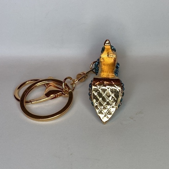 BLUE HIGH HEEL KEYCHAIN  ✨✨✨ - Picture 3 of 4